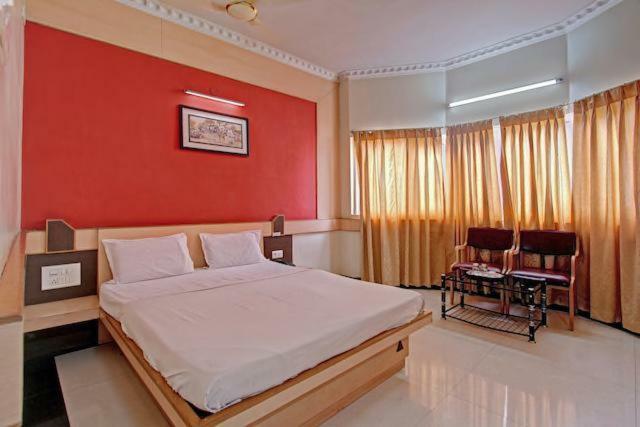 Bharati Lodge ฮูบลิ ภายนอก รูปภาพ